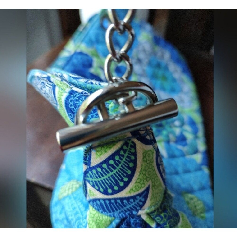Vera Bradley Authentic Daisy Doodle Bag With Chain And Toggle! ❤️ - Picture 7 of 7